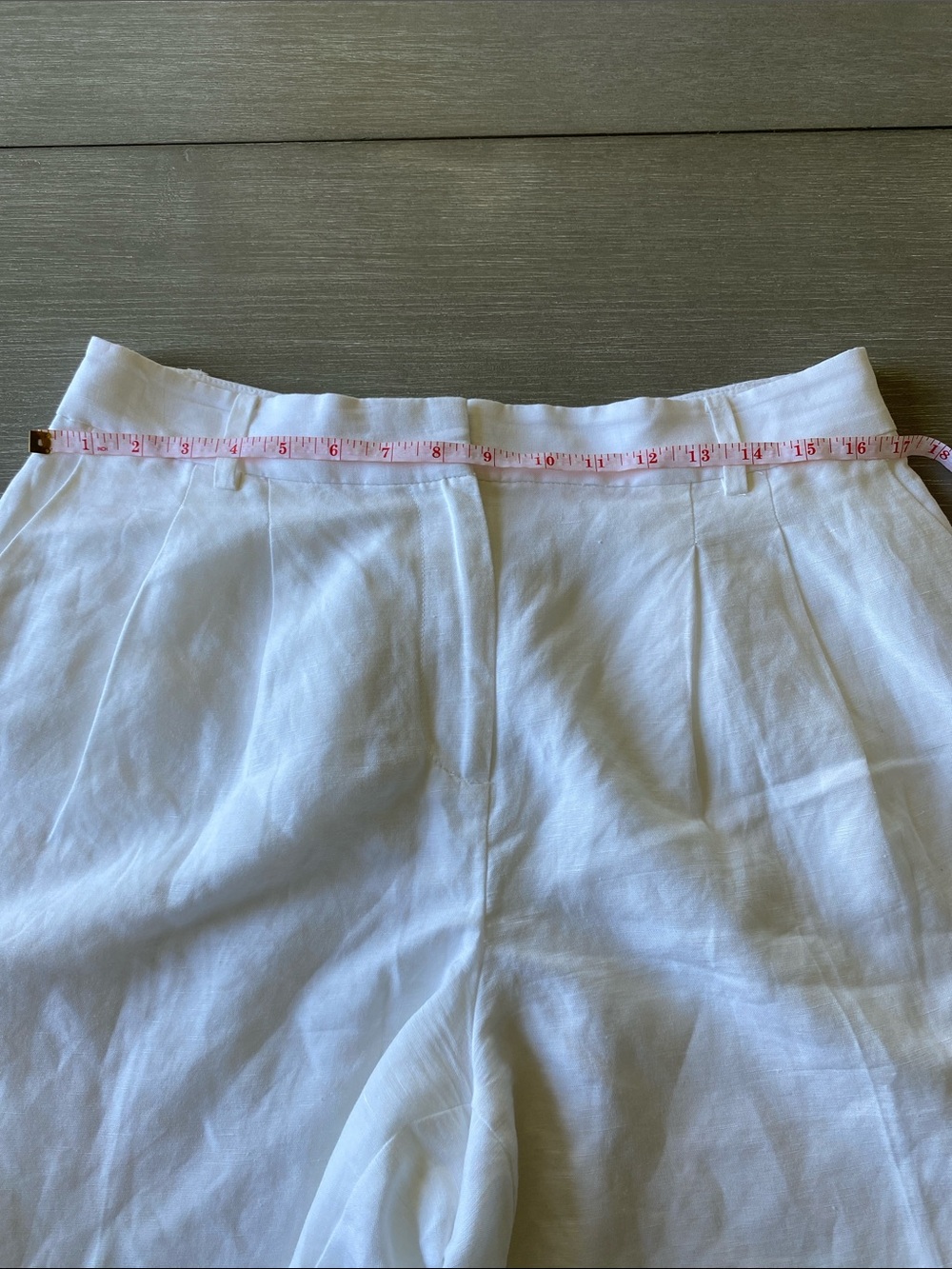 Ann Taylor White Linen Bermuda Shorts size 6 - Picture 10 of 13